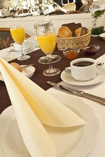 Hotel Sure By Western 4*